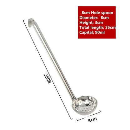 Durable soup ladle – long handle, big round scoop, ideal for kitchen and buffet use. A breathe of home