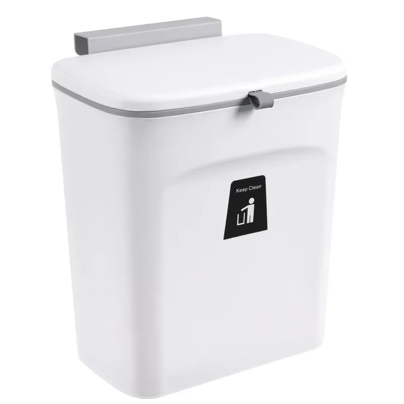 Space-saving kitchen bin with lid – hangs on cabinet door or wall. Ideal for trash and recycling.
