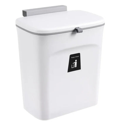 Space-saving kitchen bin with lid – hangs on cabinet door or wall. Ideal for trash and recycling. A breathe of home